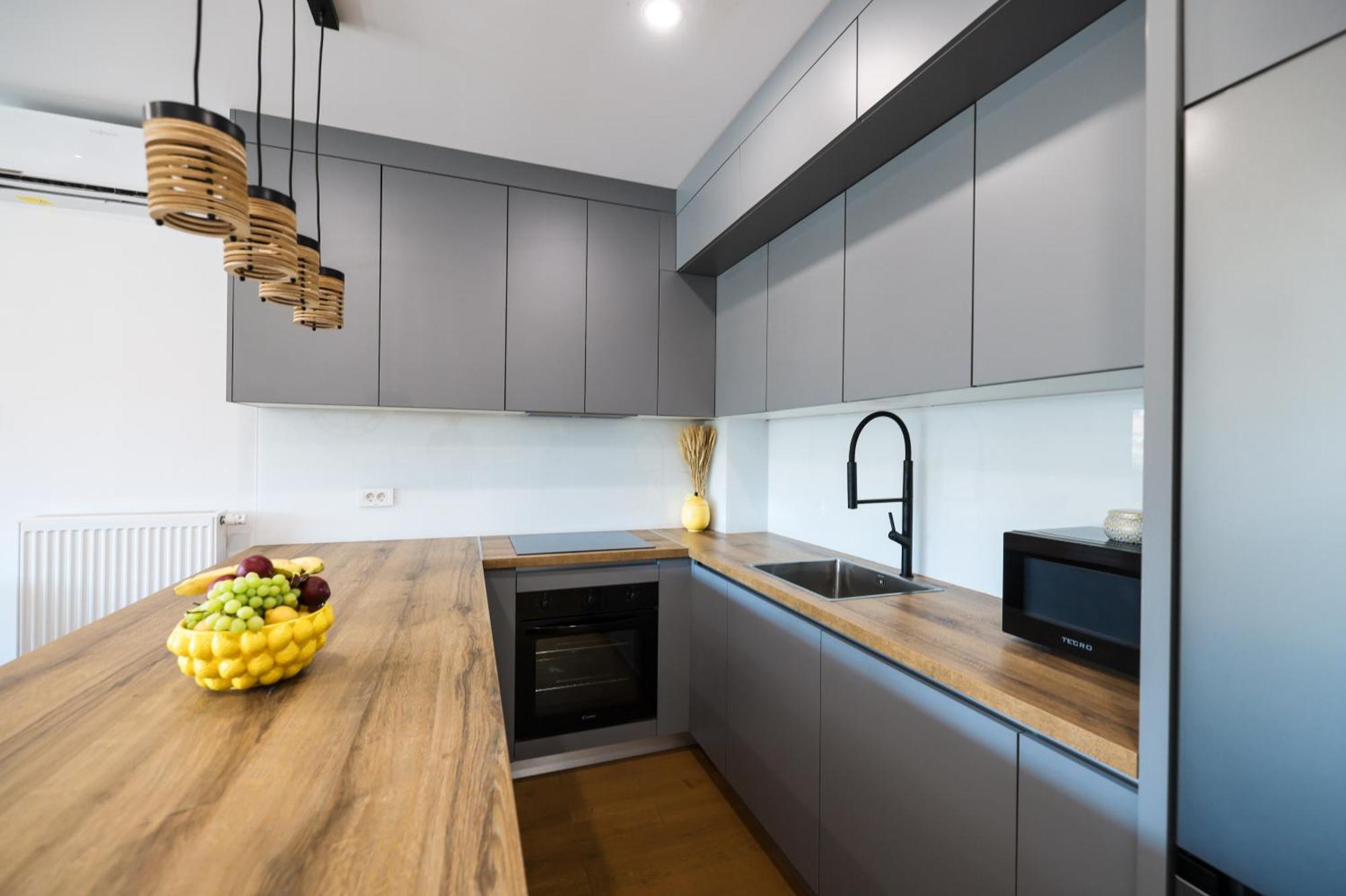 Apartment Allure *